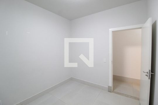 Quarto 2 de casa para alugar com 3 quartos, 280m² em Centro, Uberlândia