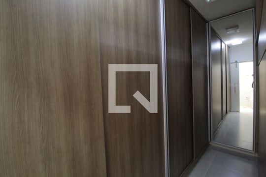 Quarto 3 - Armários de casa para alugar com 3 quartos, 280m² em Centro, Uberlândia