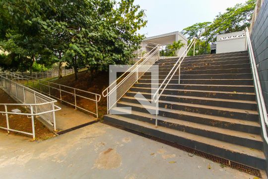 Área comum de apartamento para alugar com 3 quartos, 58m² em Colônia (zona Leste), São Paulo