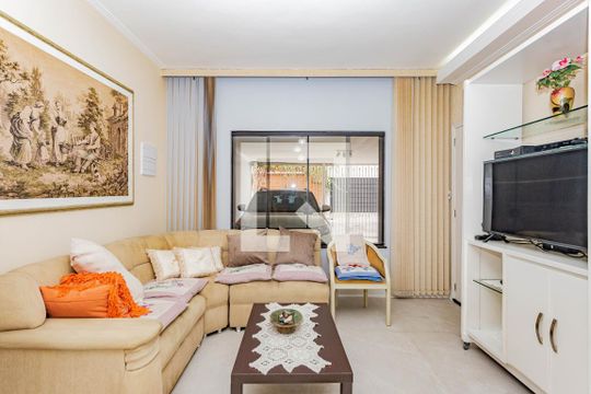 Sala de casa à venda com 3 quartos, 165m² em Bosque da Saúde, São Paulo
