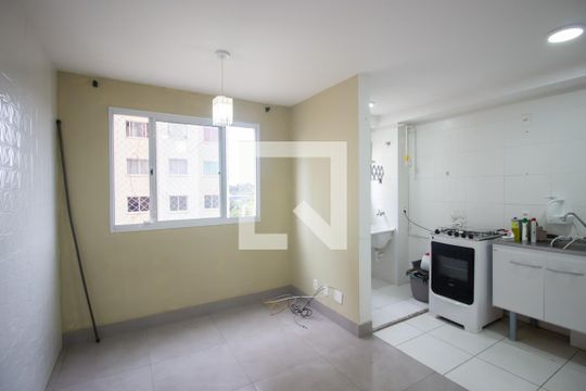 Apartamento para alugar com 2 quartos, 42m² em Jardim Helian, São Paulo