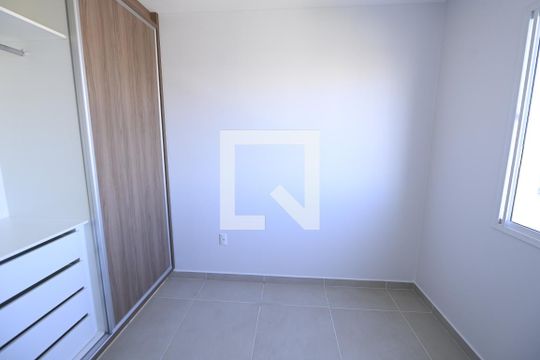 Quarto de apartamento para alugar com 2 quartos, 54m² em Parque Oeste Industrial, Goiânia