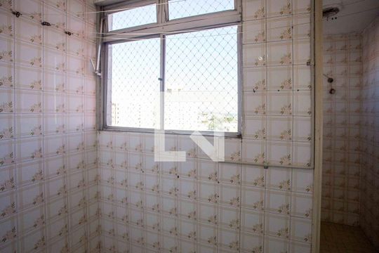 Área de Serviço de apartamento à venda com 3 quartos, 68m² em Jardim Prudência, Diadema