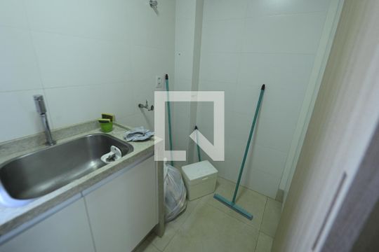 Área de Serviço de apartamento para alugar com 3 quartos, 105m² em Cidade Jardim, Goiânia