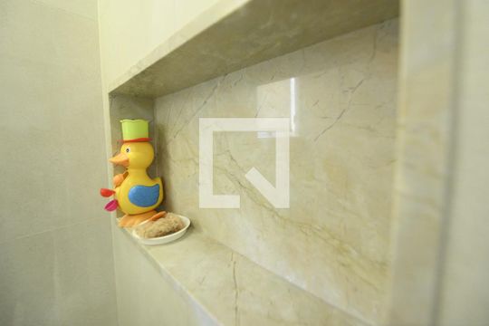 Banheiro do Quarto 1 de apartamento para alugar com 3 quartos, 105m² em Cidade Jardim, Goiânia