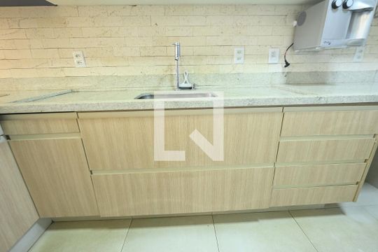 Cozinha de apartamento para alugar com 3 quartos, 105m² em Cidade Jardim, Goiânia