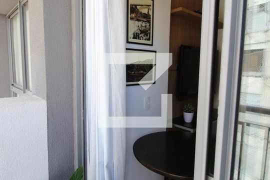 Varanda de kitnet/studio para alugar com 1 quarto, 29m² em Vila Nova Conceição, São Paulo