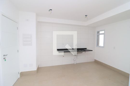 Sala/Cozinha de apartamento à venda com 2 quartos, 67m² em Vila Azevedo, São Paulo