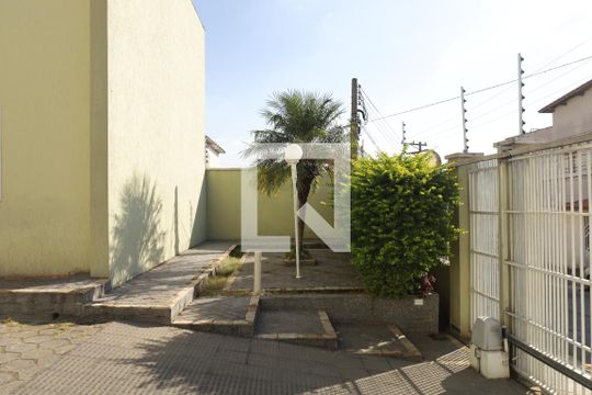 Área comum de casa de condomínio à venda com 2 quartos, 80m² em Limoeiro, São Paulo