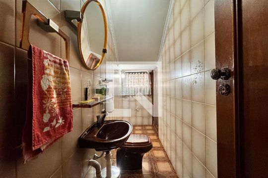 Lavabo de casa à venda com 3 quartos, 450m² em Parque Bandeirante, Santo André