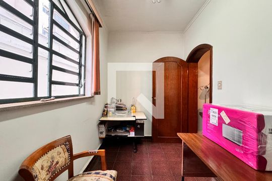 Escritório de casa à venda com 3 quartos, 450m² em Parque Bandeirante, Santo André