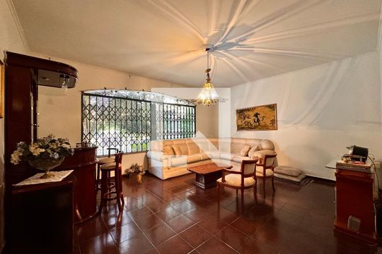Sala de casa à venda com 3 quartos, 450m² em Parque Bandeirante, Santo André