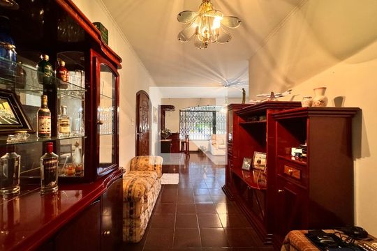 Sala de casa à venda com 3 quartos, 450m² em Parque Bandeirante, Santo André