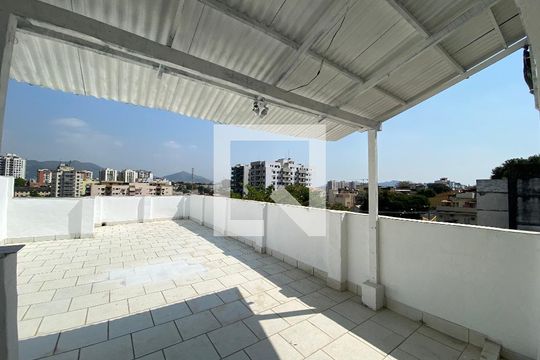 Cobertura de apartamento à venda com 2 quartos, 50m² em Cachambi, Rio de Janeiro