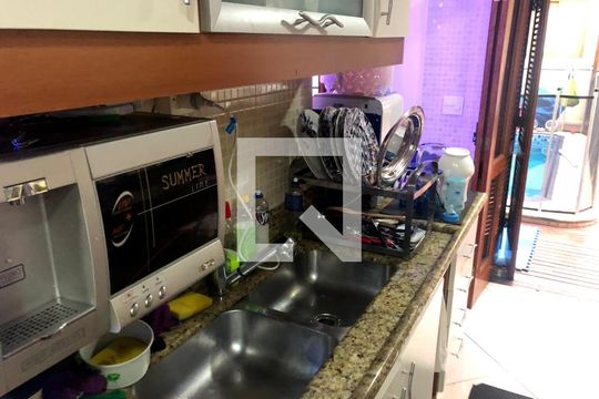 Casa à venda com 4 quartos, 259m² em Vila Mariana, São Paulo