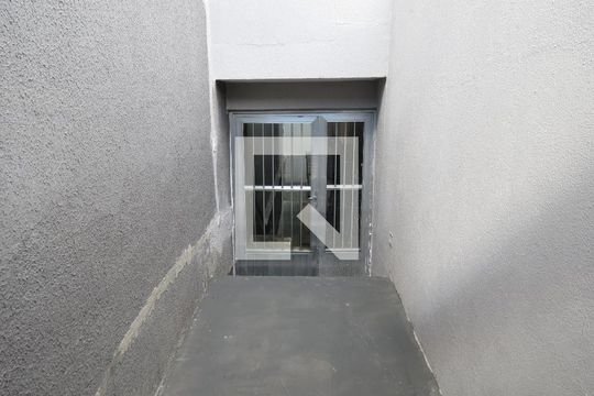 Entrada Casa de casa para alugar com 1 quarto, 45m² em Jardim Líbano, São Paulo
