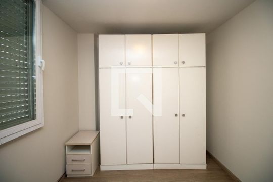 Quarto 2 de apartamento para alugar com 2 quartos, 72m² em Vila Nova Conceição, São Paulo