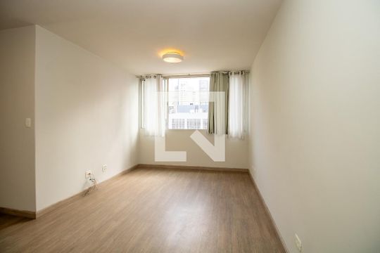 Apartamento para alugar com 2 quartos, 72m² em Vila Nova Conceição, São Paulo