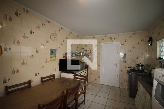 Cozinha de casa à venda com 3 quartos, 150m² em Vila Santa Maria, São Paulo