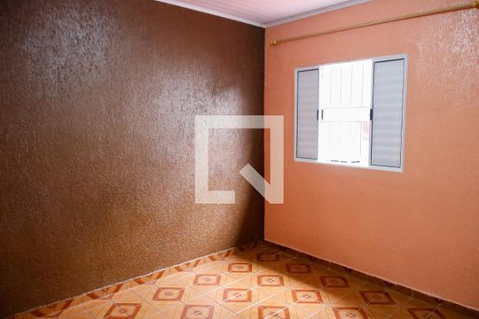 Quarto 1 de casa para alugar com 1 quarto, 25m² em Jardim Roberto, Osasco