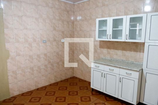 Cozinha de casa para alugar com 1 quarto, 25m² em Jardim Roberto, Osasco