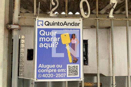 Fachada plaquinha de casa à venda com 2 quartos, 100m² em Tatuapé, São Paulo