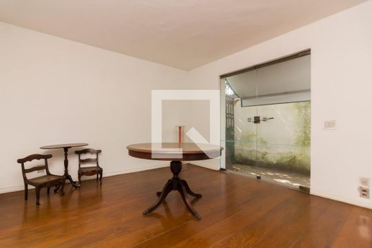 Sala de casa à venda com 5 quartos, 387m² em Alto de Pinheiros, São Paulo