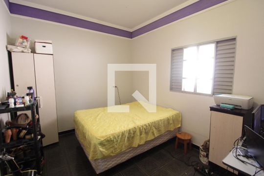 Quarto 1 de casa para alugar com 2 quartos, 150m² em Nova Uberlândia, Uberlândia