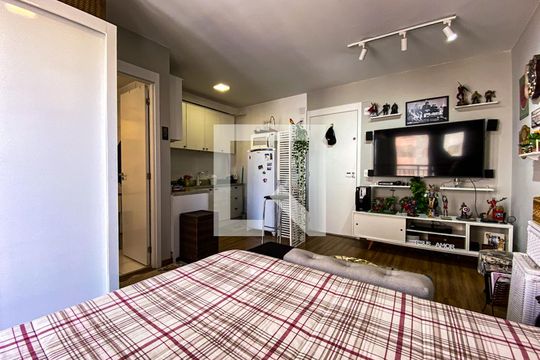 Quarto de kitnet/studio à venda com 1 quarto, 27m² em Vila Butantã, São Paulo