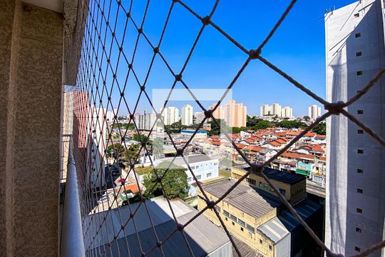 Quarto vista  de kitnet/studio à venda com 1 quarto, 27m² em Vila Butantã, São Paulo