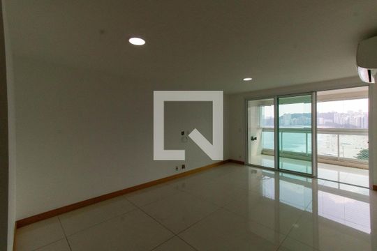 Sala de apartamento à venda com 4 quartos, 220m² em Icaraí, Niterói