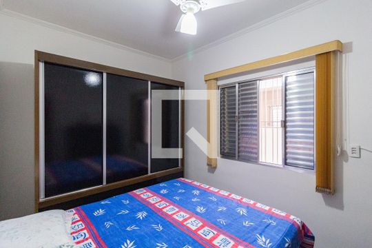 Quarto 1 de casa à venda com 3 quartos, 200m² em Santo Antônio, Osasco