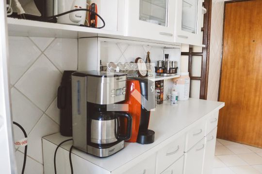 Cozinha de apartamento para alugar com 3 quartos, 74m² em Santana, São Paulo