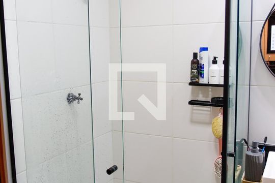 Banheiro de apartamento à venda com 1 quarto, 35m² em Presidente Altino, Osasco