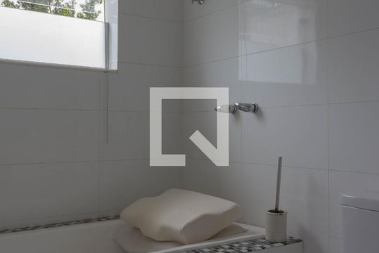 Banheiro da Suíte 1 de casa à venda com 3 quartos, 300m² em Assunção, São Bernardo do Campo