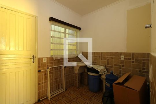 Área de Serviço de casa à venda com 3 quartos, 300m² em Vila Alto de Santo Andre, Santo André