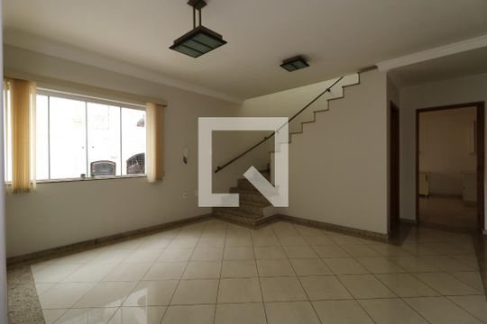 Sala de Jantar de casa para alugar com 3 quartos, 280m² em Vila Santa Teresa, Santo André