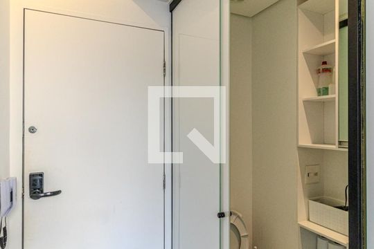 Entrada de kitnet/studio para alugar com 1 quarto, 11m² em Vila Buarque, São Paulo