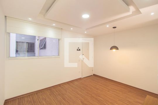 Sala de apartamento para alugar com 2 quartos, 43m² em Campo Grande, Rio de Janeiro