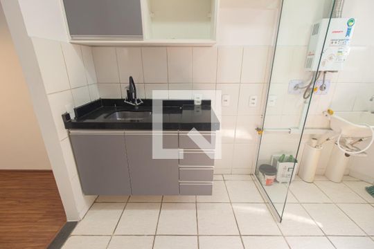 Detalhe da Cozinha de apartamento para alugar com 2 quartos, 43m² em Campo Grande, Rio de Janeiro
