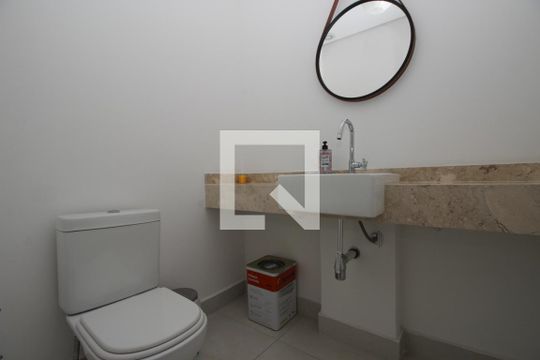 Lavabo de apartamento para alugar com 4 quartos, 238m² em Vila Suzana, São Paulo