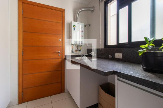 Área de Serviço de apartamento para alugar com 2 quartos, 100m² em Vila Izabel, Curitiba