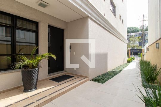 Entrada de apartamento para alugar com 2 quartos, 100m² em Vila Izabel, Curitiba