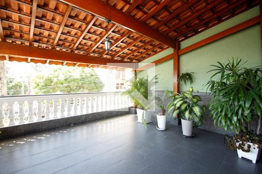 Varanda de casa à venda com 4 quartos, 266m² em Vila Amalia (zona Norte), São Paulo