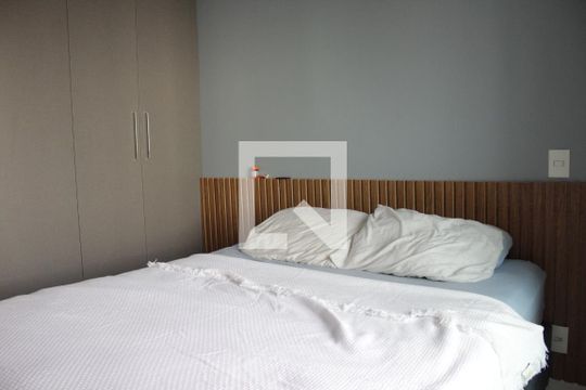 Suite 1 de casa de condomínio à venda com 2 quartos, 130m² em Vila Canero, São Paulo