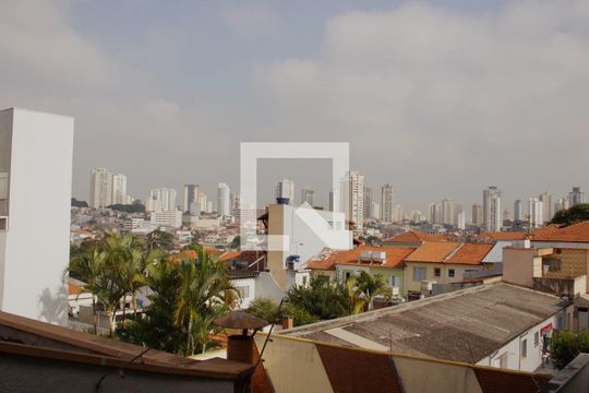 Vista de casa de condomínio à venda com 2 quartos, 130m² em Vila Canero, São Paulo