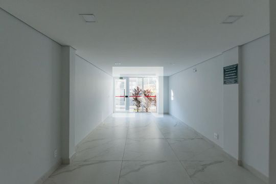 Hall de entrada de apartamento para alugar com 2 quartos, 120m² em Gutierrez, Belo Horizonte