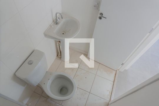Banheiro de apartamento para alugar com 2 quartos, 42m² em Vila Guaca, São Paulo