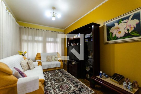 Casa à venda com 4 quartos, 234m² em Vila Palmeiras, São Paulo