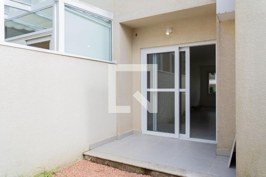 Quintal de casa de condomínio à venda com 3 quartos, 155m² em Vila Nova, Porto Alegre